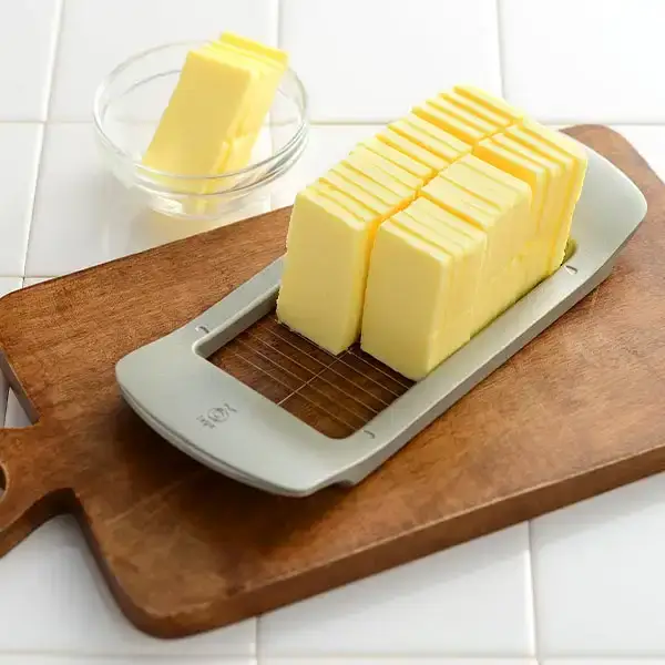 ワイヤーでスーッと切れるバターカッター ステンレス [leye] キャンプ用品 調理器具 キッチンツール お菓子作り ステンレス 【010P152】