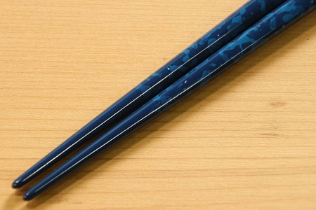 【皇室献上用新色】津軽塗 箸（ロイヤルブルー 貝蒔・大箸）