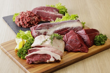 鶴居村  鹿肉 エゾシカ贅沢セット (詰め合わせ 人気セット ベニソン エゾシカ  エゾシカ肉 背ローズ肉 モモ肉 ミンチ 肩ブロック  シカ肉 エゾ鹿 無添加 人気 プレゼント 贈り物 お歳暮 高品質 冷凍 真空 未楽来工房 HACCP認証  お肉 肉 ジビエ ステーキ 北海道 ふるさと納税 ふるなび  ）