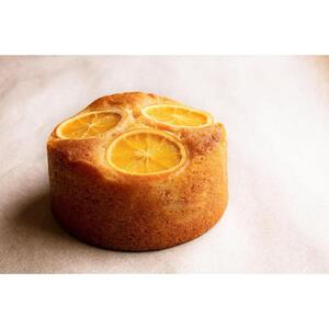 『ホテルトヨタキャッスル』オレンジケーキ