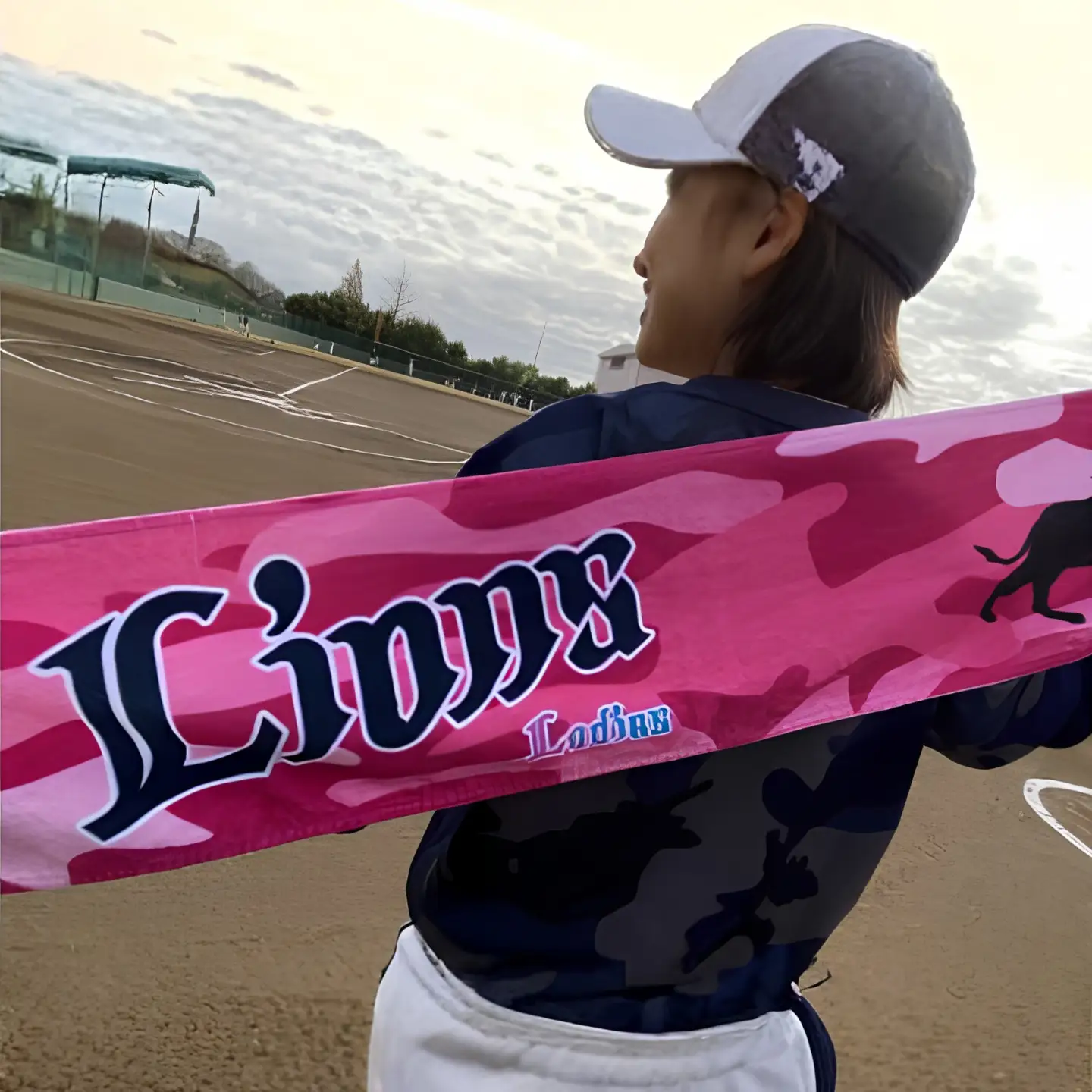 マフラータオル　埼玉西武ライオンズ・レディースを応援しよう！　タオル①