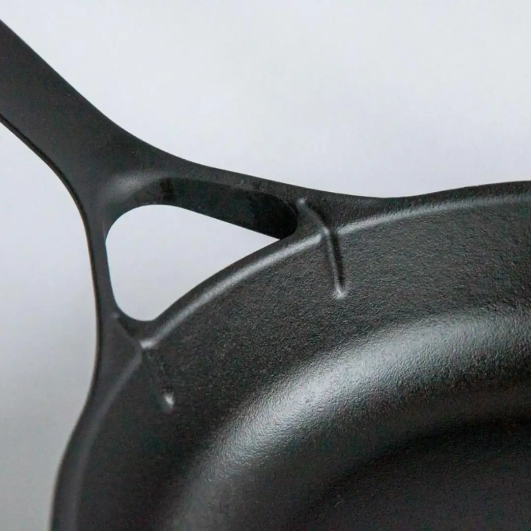 鋳物 フライパン 28cm ユニロイ IH対応フライパン 軽量 鉄 燕三条製