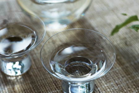 白龍酒造 契約栽培米 詰合せ 1.8L×2本 五百万石 100% 純米大吟醸 落ち着いた 香り スッキリ キレ 辛さ お米 ふくよか 旨み 吟醸酒 華やか 吟醸香 きれい 心地良い 辛口 優しい 白龍 はくりゅう 酒 日本酒 ポン酒 飲み比べ 飲みくらべ 新潟県 阿賀野市 1O08026