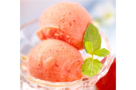 あまおうを使用した フルーティーで 濃厚あまおうジェラート 1000ml [南国フルーツ株式会社 福岡県 筑紫野市 21760115]