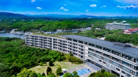 【志摩観光ホテル】 ザ ベイスイート ペア ご宿泊 お1人様10,000円分の館内利用券付 ホテルチケット