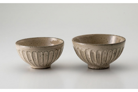 【美濃焼】鎬 ごはん茶碗S・Lセット ココア【藤山窯】【TOKI MINOYAKI返礼品】≪土岐市≫ マルチボウル 食器 茶碗 お茶碗 ご飯茶碗 夫婦茶碗 ペア セット 大 小 和食 シンプル  [MAH044]