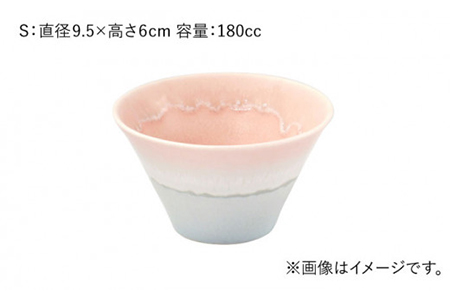 【美濃焼】パステルジュレ ピンク＆ブルー S/M/L 3個セット【伸光窯】【TOKI MINOYAKI返礼品】 食器 ボウル 鉢 どんぶり 丼 丼ぶり 麺鉢 サラダボウル ラーメンどんぶり デザート うどん 麺 食器セット セット 送料無料 パステルカラー ピンク ブルー 青    [MAQ042]