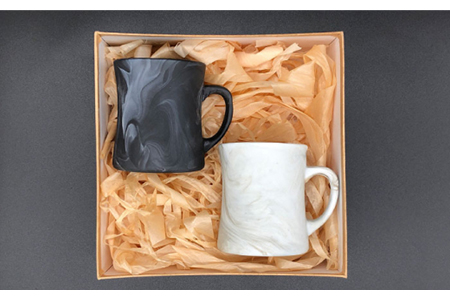 【美濃焼】likestone mug cup（マグカップ）ペア【芳泉窯】【TOKI MINOYAKI返礼品】 食器 うつわ マグカップ カップ 大理石調 モノトーン ペア おしゃれ かっこいい シンプル 陶器 ギフト プレゼント 送料無料 [MBQ008]