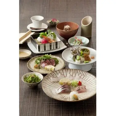 坐来大分　ディナータイム「坐来コース」お食事券_旅行券・チケット 食事券  _【1297568】
