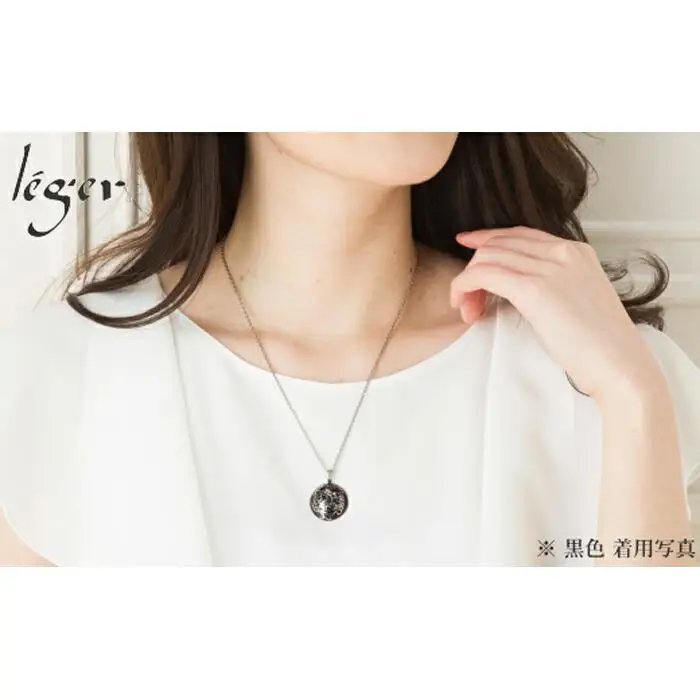 【黒】純チタンネックレス　花玉（平）【カーボン・オフセット対象】