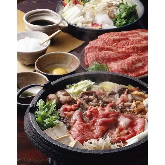博多和牛しゃぶしゃぶすき焼き用 400ｇ（肩ロース肉・モモ肉・ウデ肉のいずれか）【厳選部位】