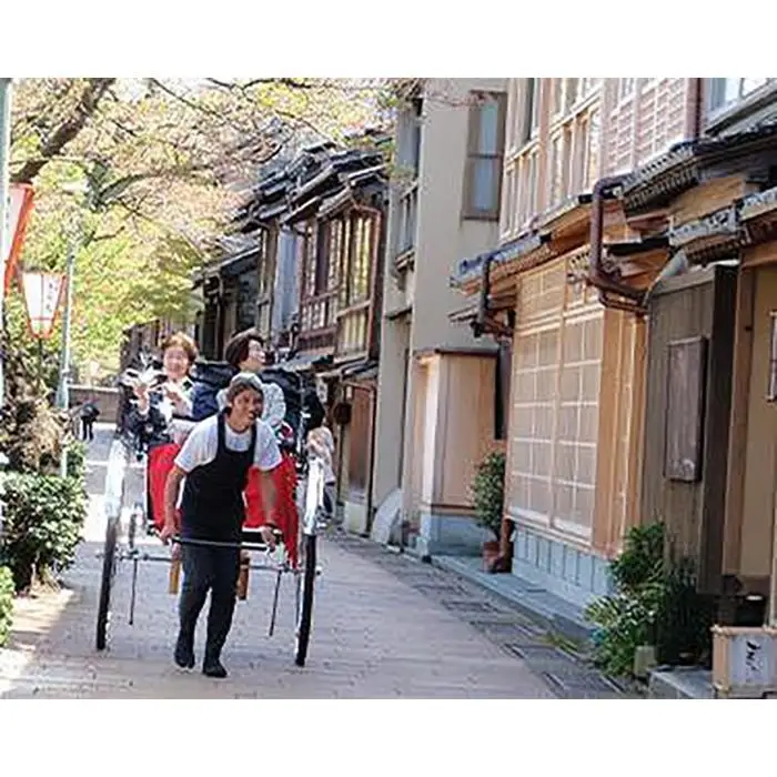 【贅沢！人力車を１日貸切】金沢の加賀百万石の移動を俥夫がご案内！（ガイド付き）