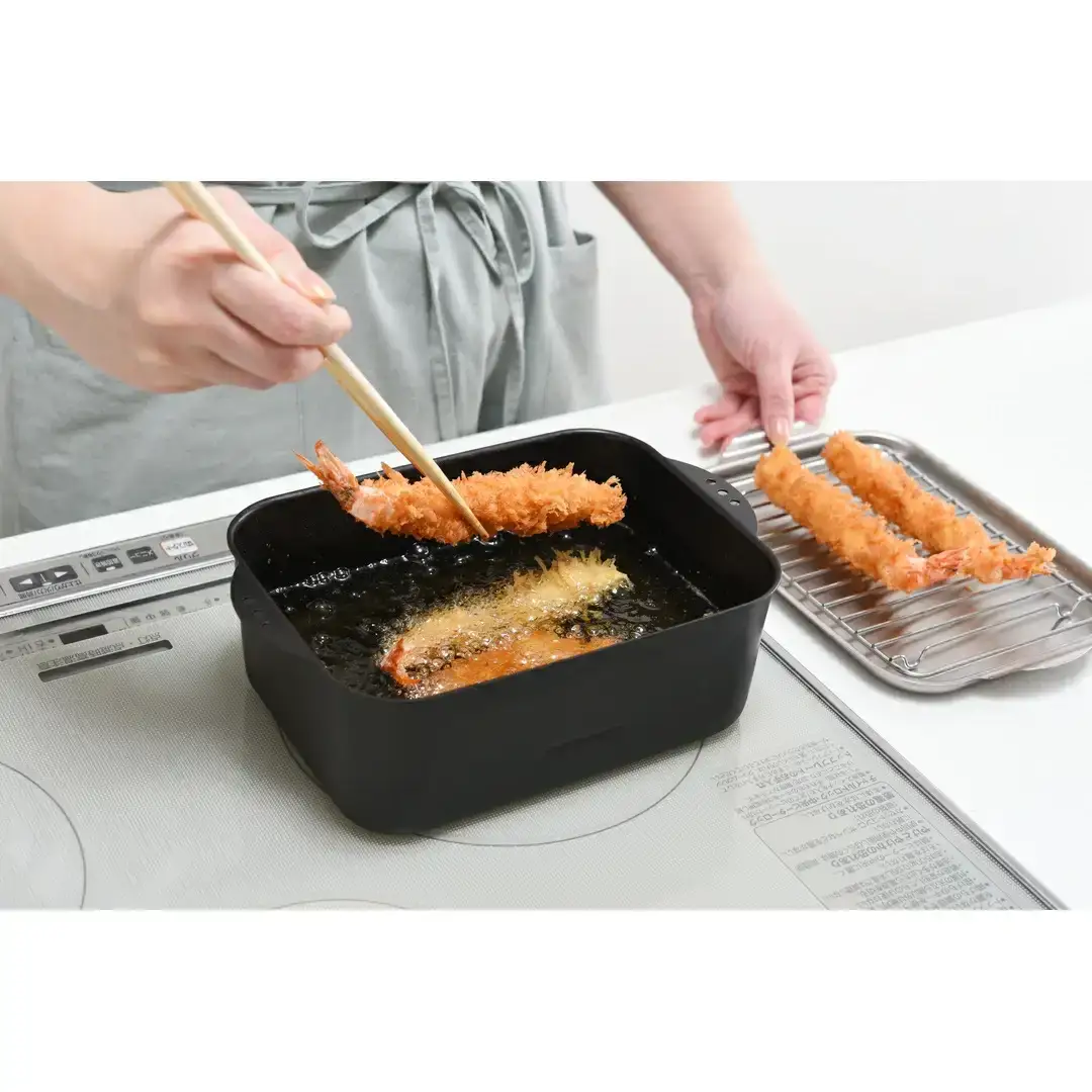 天ぷら鍋角型ワイド アミ・フタ付 IH対応 軽量 調理器具 燕三条製
