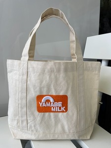 ヤマガタニューレトロ「YAMABE MILK」3D刺繍ロゴトートバッグ F21A-109
