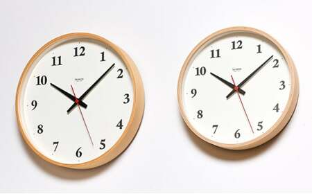 Plywood clock［電波時計］/ ナチュラル（LC22-02W NT） 装飾品 工芸品 時間 インテリア レムノス オブジェ 壁掛け時計 リニューアル シナ材 シンプル  FAD-0866