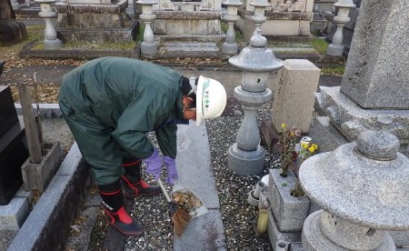 墓地清掃サービス ふるさとしばたきれいにしよで 水洗い洗浄 新発田 新発田 新発田 新発田 新発田 I05 