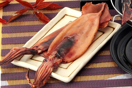 丸干しいかと干しほたるいか【能登の魚醤「イシリ」使用】 [西海水産 石川県 志賀町 AB4133]