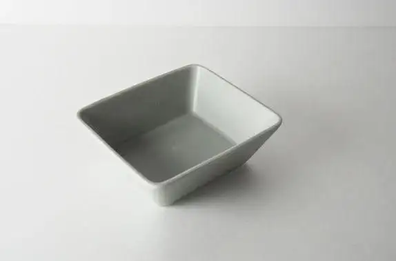 【波佐見焼】１１×１０×４cmオーブン耐熱鉢４個組　GR・S 【西海陶器】 ４ 17452