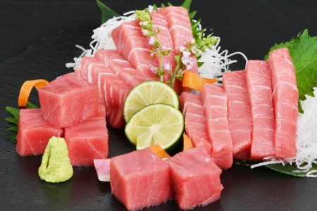 まぐろ 本マグロ背トロ 約400g(200g×2柵) [豊洋海産流通 宮城県 気仙沼市 20563371]