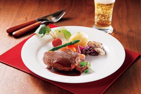 高級和牛「熊野牛」ヘレ一本〈4等級以上〉｜牛肉 ヒレ 国産 ブロック 冷凍便 厳選 ※離島への配送不可 ※着日指定不可