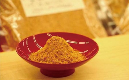 【すさみ町】前地水産 けずりぶしとおいしい出し粉のセット/削り節 カツオ 鰹 メジカ サバ 鯖 イワシ 鰯 出汁 だし ダシ【kis100】