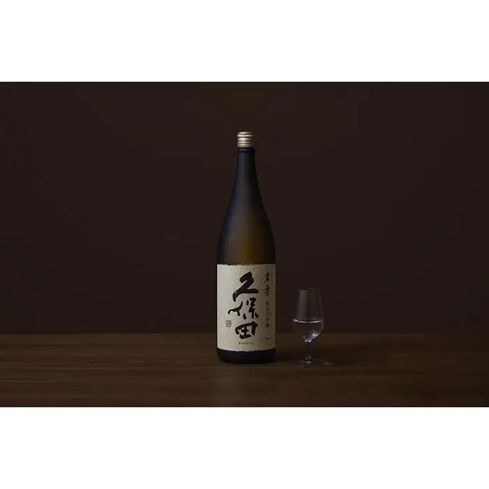 久保田　萬寿　1.8L　専用化粧箱入