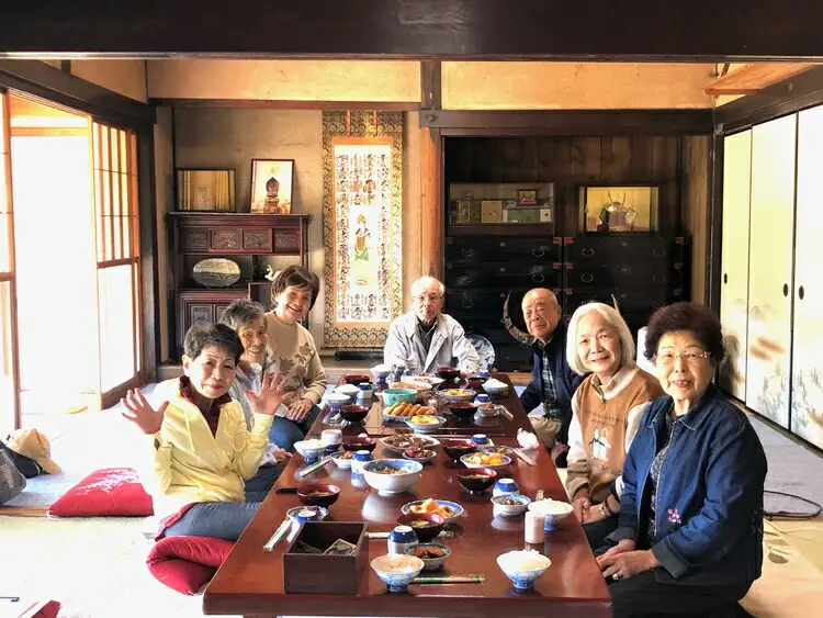 築150余年の古民家で食べるかまどご飯体験