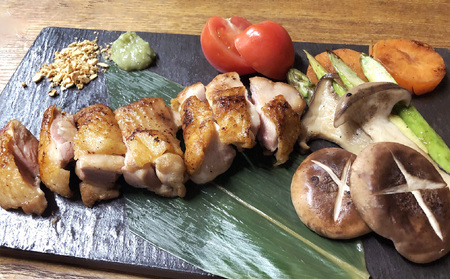 国産地鶏 地鶏 媛っこ地鶏 1羽分 1.2～1.5kg 寒山鳥聲 鶏舎 鳥 tori 鳥肉 鶏肉 鶏 とり肉 地鶏り お肉 肉 niku にく とりにく もも肉 鶏もも 胸肉 ムネ肉 ささ身 手羽 食べ比べ 冷凍 産地直送 数量限定 特産品 国産 愛媛 宇和島 E018-089004