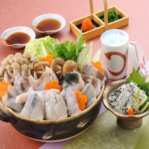 とらふぐちり鍋〆はマルゴめん 2～3人前【001-0450】