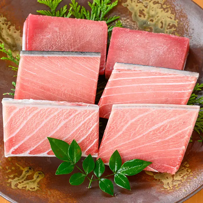天然！最高級 南マグロ 真空冷凍 皮付大トロ 100g×2 皮付中トロ 100g×2 赤身 100g×2 合計約600g  小分け 柵  食べ比べ【00-041-05】