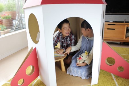 子供用ダンボール家具　キッズプレイハウス◇≪ダンボール 段ボール 収納 家具 段ボール家具 ダンボール家具 軽い 子供用 子供 キッズ おしゃれ 秘密基地 子供部屋≫