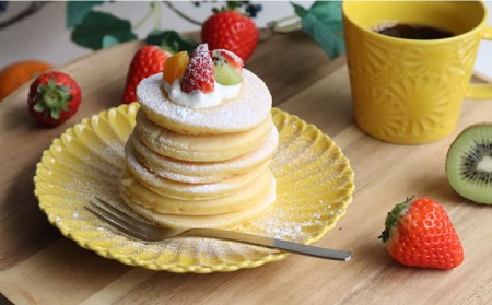 【波佐見焼】マリーゴールド プレート M  イエロー 2枚セット ケーキ皿 取り皿 食器 皿 【翔芳窯】 [FE118]  波佐見焼