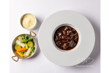 松阪牛テールの赤ワイン煮込み（1セット）【ドミニク・ブシェ トーキョー】おうちでふるなび美食体験 FN-Limited683229