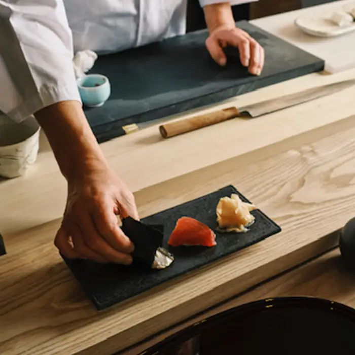 別館すし処「神の前」　料理長おまかせ寿司コースお食事券(2名様1組) ペア ディナー 淡路島 お寿司
