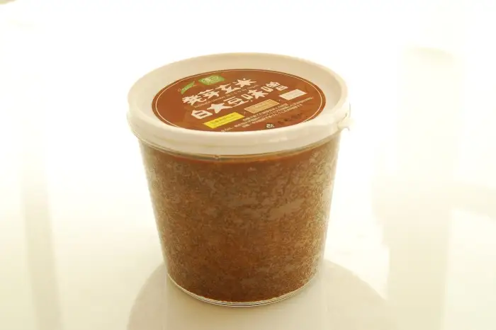 【定期便・隔月3回】有機 発芽玄米白大豆味噌 800g×隔月3回 京都・喜右衛門〈 定期便 みそ 味噌 有機JAS認証 オーガニック 生みそ 発芽玄米 天然醸造 発酵食品 調味料 〉