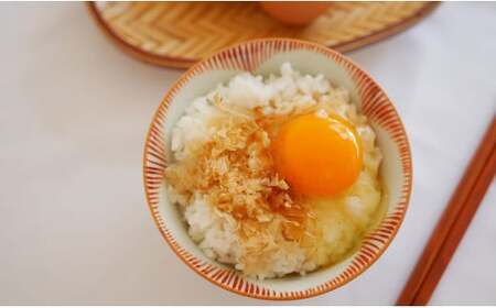 有田焼 シンプルな花柄のお茶碗 ペアセット【まるぶん】食器 器 うつわ 磁器 陶磁器 和食器 茶碗 茶わん ごはん茶碗 夫婦茶碗 2個 セット ペア 花木賊 青 赤 シンプル かわいい ギフト 手描き A18-256