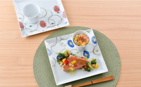 【波佐見焼】丸紋フラワー 角盛皿 白磁 カップ 4点セット 食器 皿 【陶豊】 [OE20] 波佐見焼