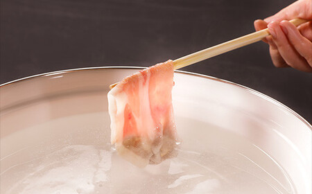 コマクサ杜仲茶ポーク しゃぶしゃぶ用 詰め合わせ 800g 【肉の横沢】 ／ 杜仲茶ポーク もも バラ しゃぶしゃぶ 豚肉 豚 肉 ぶた肉 杜仲茶 ポーク すきやき すき焼き 鍋 ヘルシー 銘柄豚 受賞 ギフト 贈り物 贈答用 グルメ お取り寄せ お取寄せ