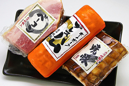 【飛騨 味職人】ボーノポークプレスハム＆ベーコン＆焼豚セット（プレスハム 約390g×1本、ベーコン 約250g×1個、焼豚 約250g×1個）【57-15】