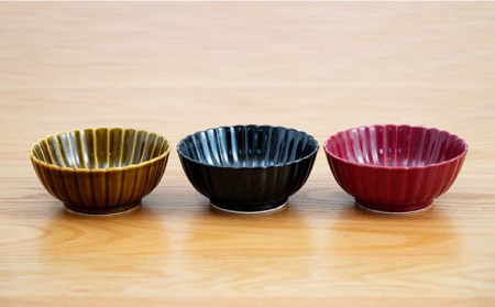 【陶器市特集】【波佐見焼】花しのぎ 小鉢 （鶯茶・墨・紅） 3点セット 食器 皿 【団陶器】 [PB102] 波佐見焼
