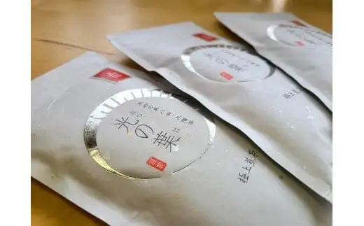奥八女上陽茶 極上煎茶「光の葉」100g×3本セット箱 茶 お茶 八女茶 緑茶 福岡県 八女市 178-001