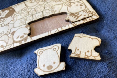 ぜつめつきぐしゅんっ。木製オリジナルパズル
