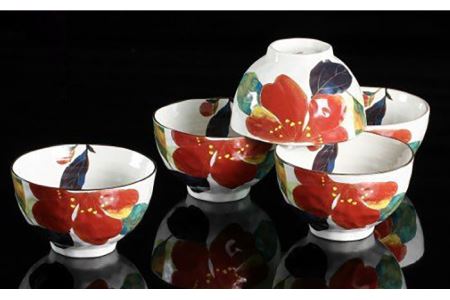 【美濃焼】「＆藍」and-ai 16点セット『山茶花』柄 多治見市/ エー・アイ  茶碗 ゆのみ 湯呑 箸 はし 小皿 食器 セット 花柄 レトロ 器 美濃焼 記念日 記念 特別 おもてなし お祝い ギフト プレゼント 贈答 贈り物 送料無料  [TAG008]