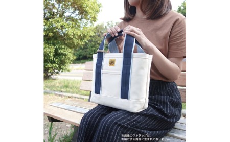 バンナイズ　スタッフオーダートート／Mikaモデル　バンナイズ 帆布 お散歩 買い物 お出かけ ショッピング かばん トートバッグ ファッション カバン バッグ  生成×ネイビー