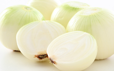 【先行予約】玉ねぎ 5kg（サイズ S M L ミックス）田んぼで育てた甘くて柔らか自慢の玉ねぎ！／ 野菜 玉葱 たまねぎ 甘い ※2026年7月上旬より順次発送予定 [aw056-a021]