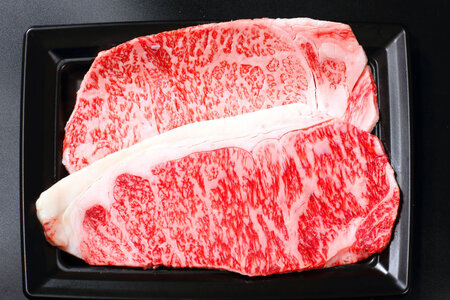 牛肉 宮崎牛 A4 A5 等級 ロースステーキ 150g×2 計300g [日本ハムマーケティング株式会社 宮崎サテライト 宮崎県 日向市 452060699]