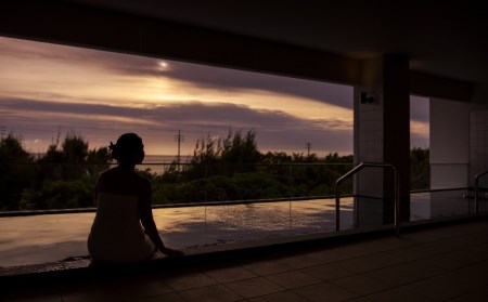 Royal Hotel 沖縄残波岬　自然を体感する展望浴場『湯くり』回数券（10枚綴り）