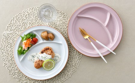 【波佐見焼】マットカラー ランチプレート 仕切り皿 ペアセット （ホワイト・ピンク） 食器 皿 【大新窯】 [DC109]  波佐見焼
