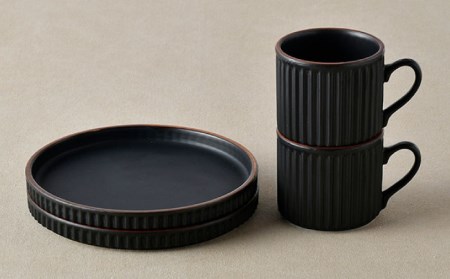 【波佐見焼】ギアシリーズ カップ＆ソーサー ブラック プレート マグカップ ペアセット 17.5cm 6寸 食器 皿 【大新窯】 [DC116]  波佐見焼