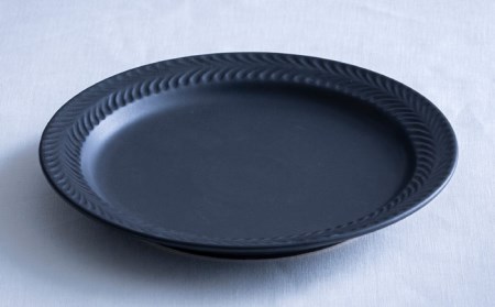 【波佐見焼】ローズマリー リム プレートL マットブラック 食器 皿 【翔芳窯】 [FE218]  波佐見焼
